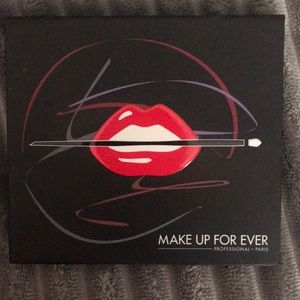 MAKE UP FOR EVER PALETTE